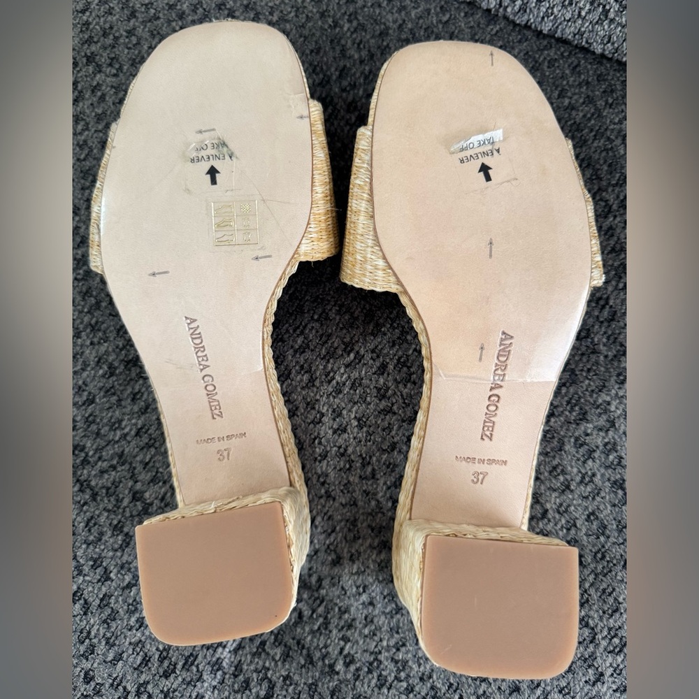 π Andrea Gomez Claudia Natural Raffia Mule Size 37 US 7 Retail $300 *CURRENT* - Picture 12 of 13